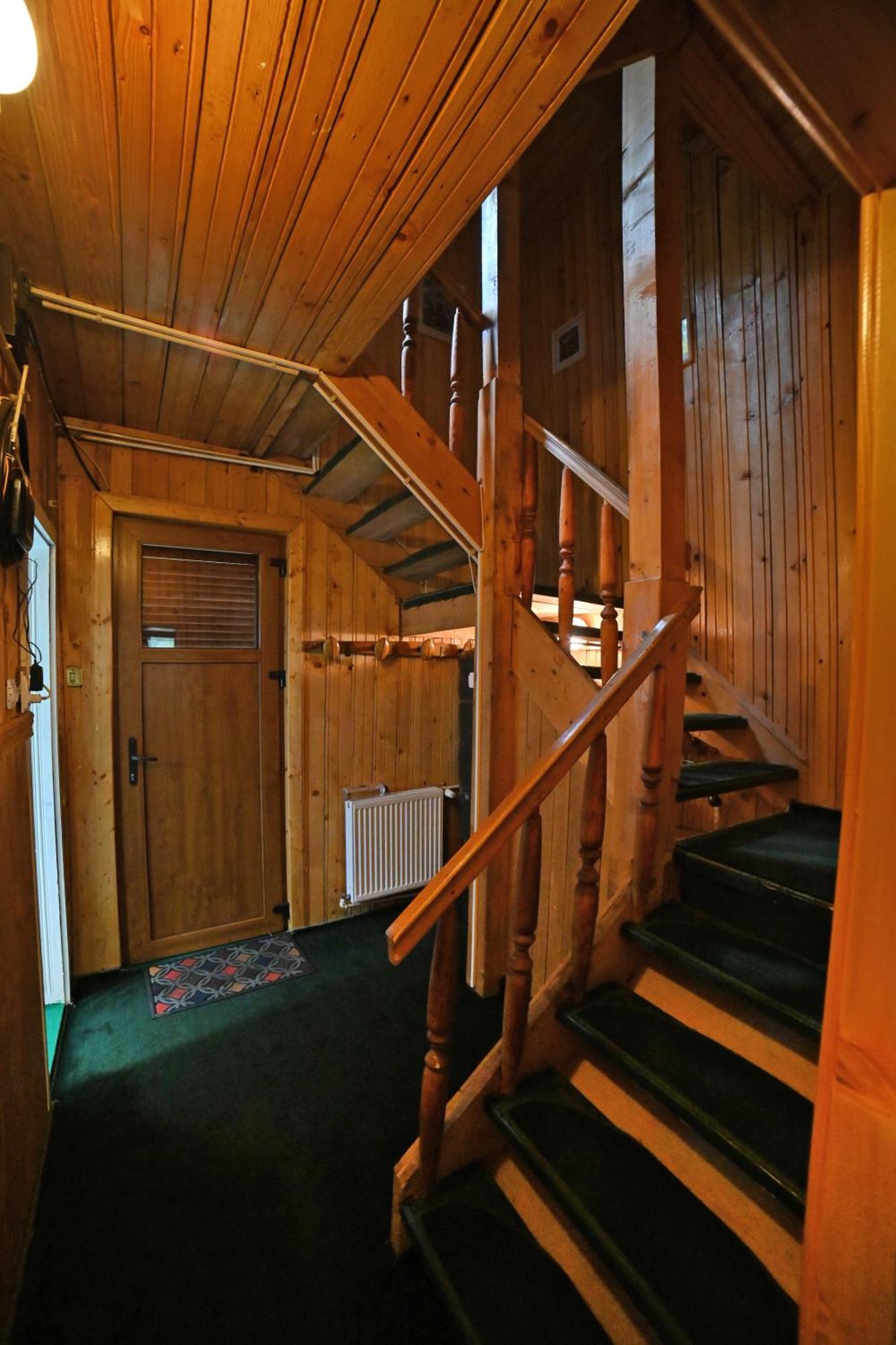Cabana Satic Piatra Craiului La Doi viermi Exterior foto