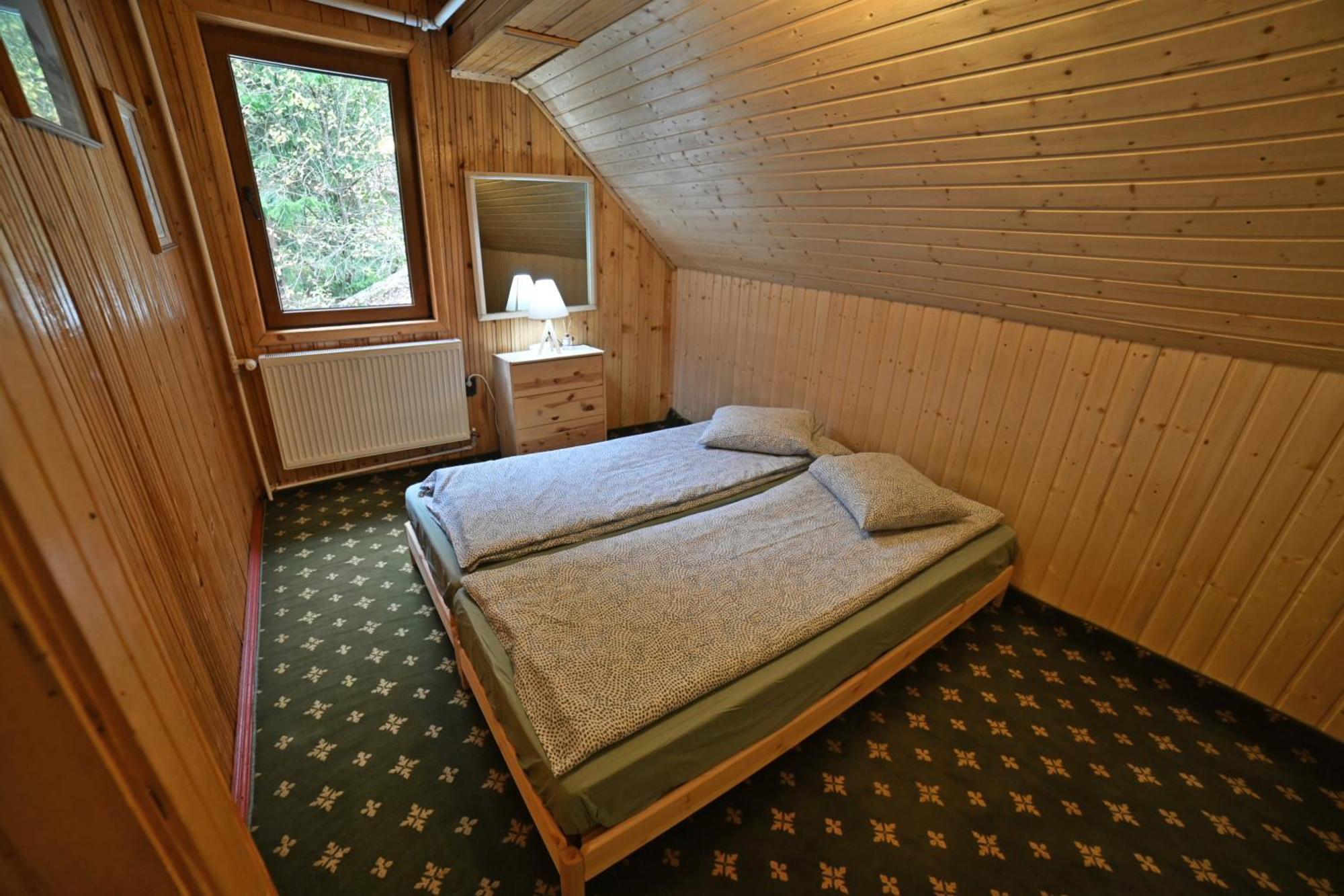 Cabana Satic Piatra Craiului La Doi viermi Exterior foto